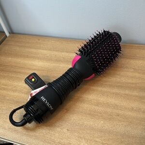 REVLON One-Step Volumizer Enhanced Hair Dryer and Hot Air Brush